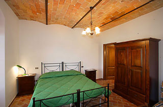 We are continually refining and adding to our portfolio of Nice Places to stay in Italy, so visit our site regularly to find somewhere just that little bit special. All our places to stay are presented with photos and descriptions taken and selected by us personally to give an impression as true to the reality as we can. All places are chosen by our team here in Italy for their combination of price, quality, charm and location. We work in partnership with family run hotels, guest houses and self-catering accommodations. This is NOT an unverified 'web portal' or online directory - we select only those places which we believe make excellent places to base a 1 week holiday or longer.